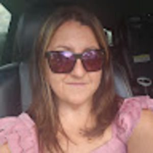 Meet your Posher, Michele